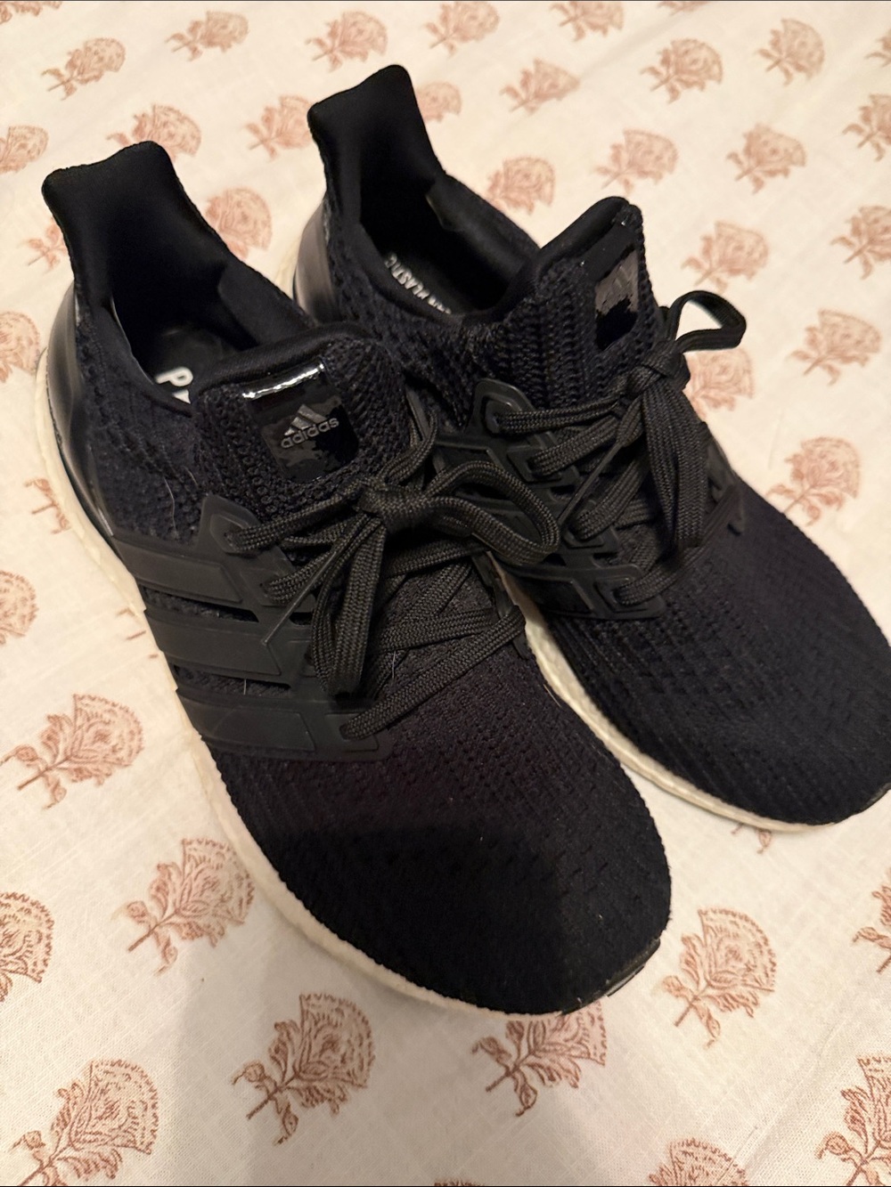 adidas Men’s Black Knit Running Shoes with Lace Cage